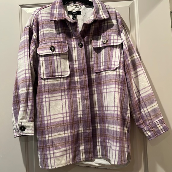 Shacket - Picture 1 of 4